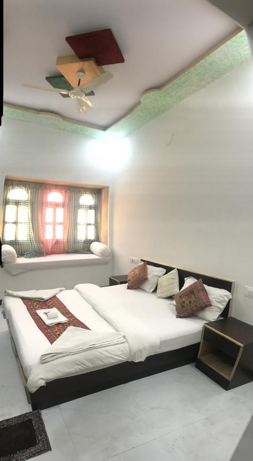 Tofu Hotel & Safari Джайсалмер Екстер'єр фото